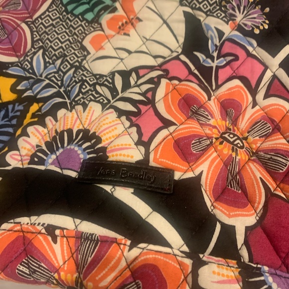 ‼️FIRM‼️ NWT Vera Bradley xl duffel bag Kauai floral - Picture 2 of 8